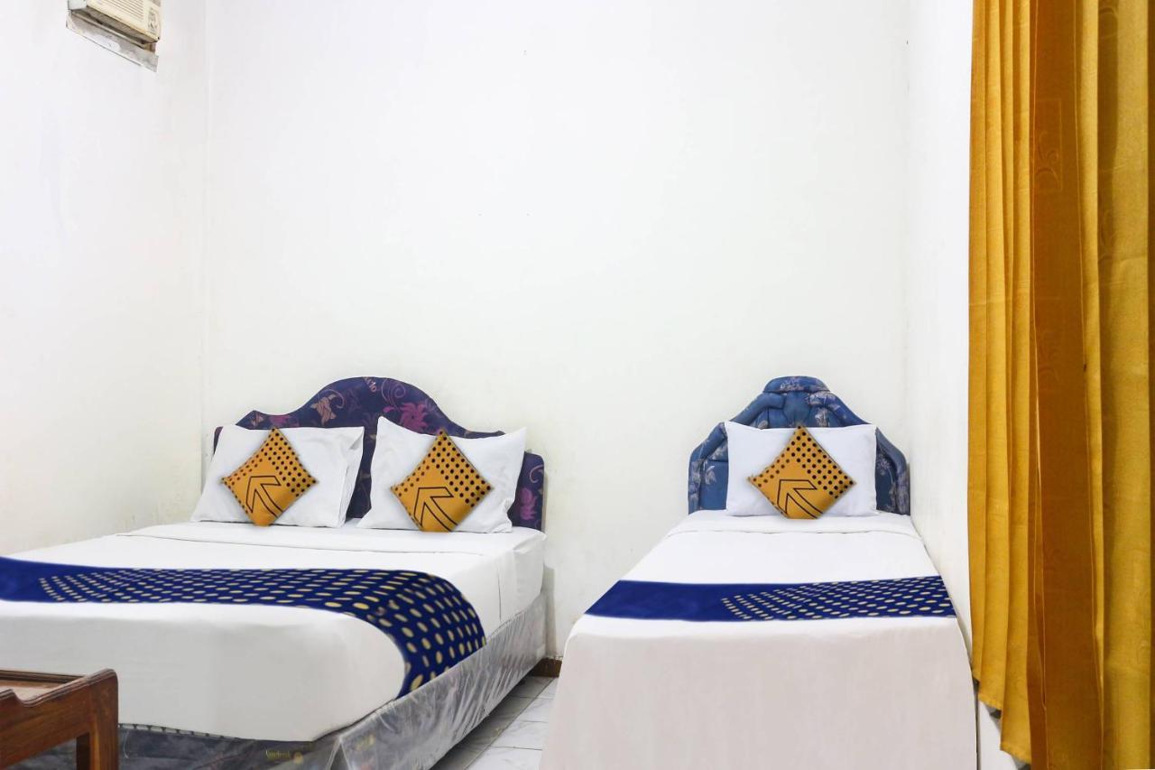 Spot On 91212 Hotel Kelimutu Kupang  Eksteriør bilde